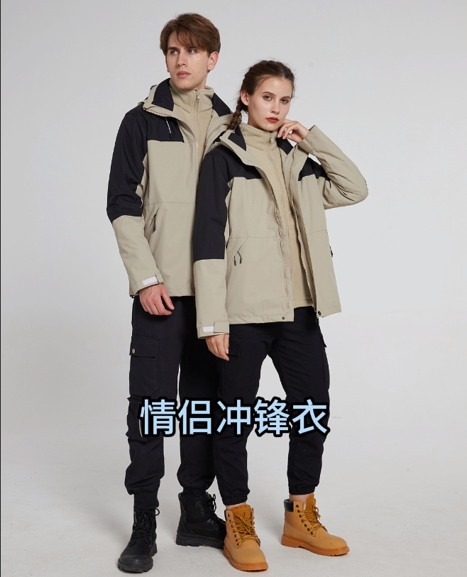 外衣：150D高彈春亞紡-100%聚酯纖維內(nèi)膽：300克雙面搖粒絨-100%聚酯纖維防水5000/透氣2000/防風/保暖/三合一男女同款沖鋒衣登山服，奧特萊斯定制款防寒保暖情侶套裝沖鋒衣。